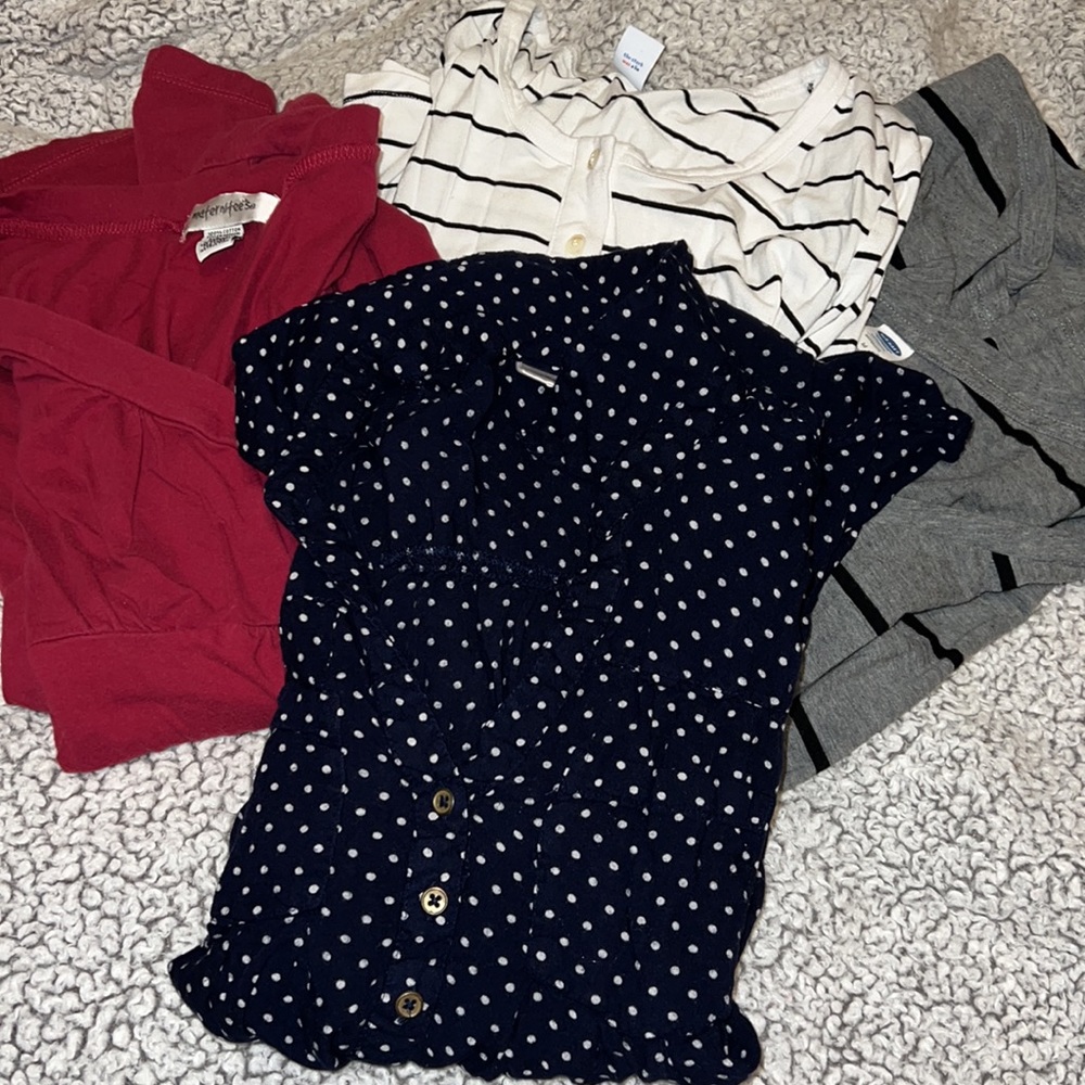 Lot of Maternity Tops (4)
